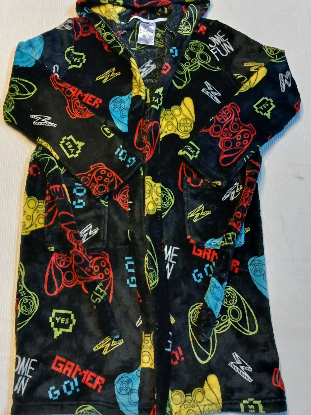 Kids Fleece Hooded Bathrobe Black Gaming Video Game Controller Size 15/16 Belt